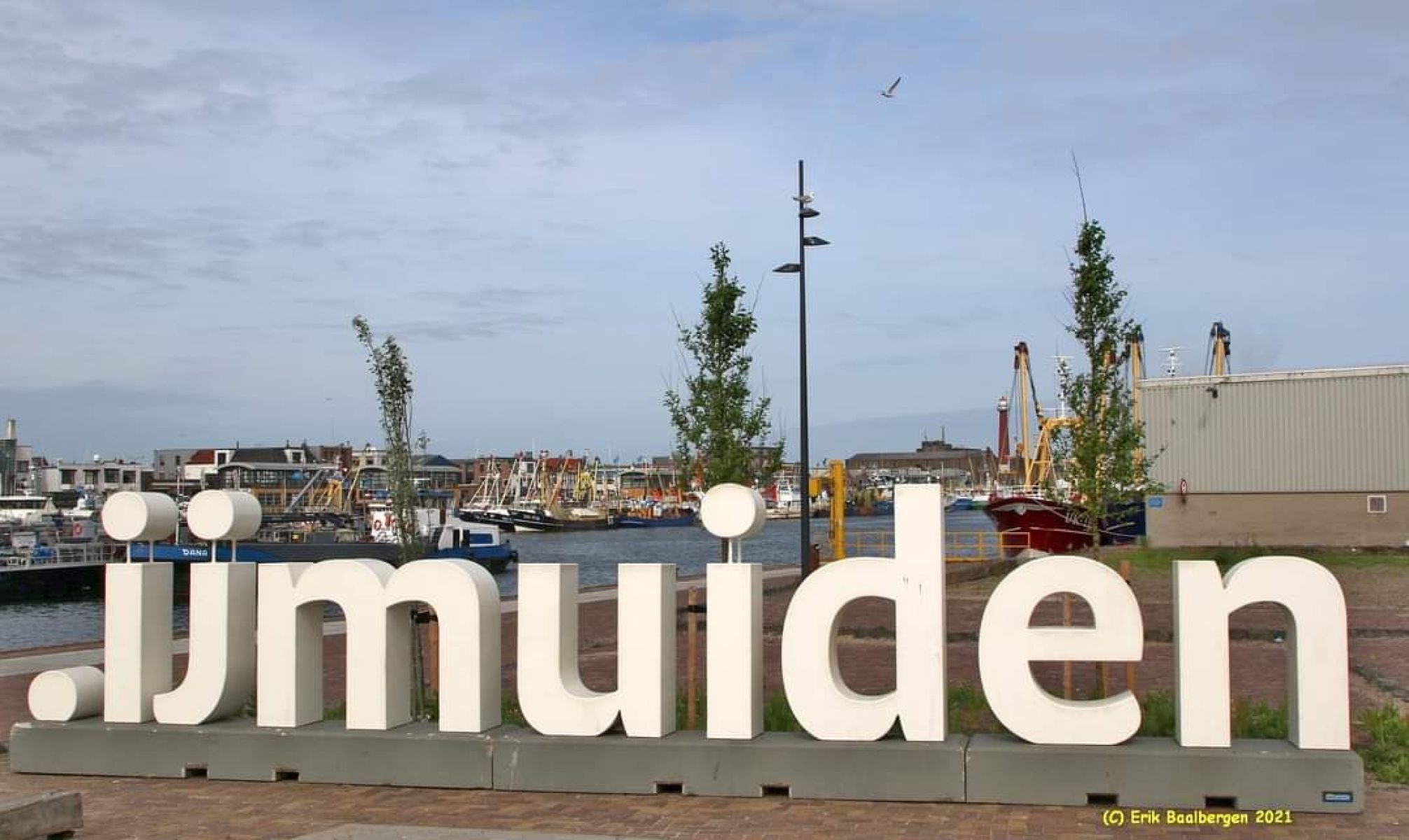 tekst IJmuiden geplaatst in haven tbv gemeente IJmijden